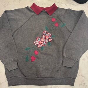 Vintage Embroidered Floral Crewneck Sweatshirt Gray Cottagecore